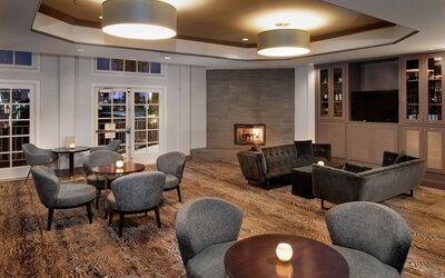 Hilton San Diego Airport/Harbor Island