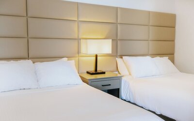 Surfer Beach Hotel