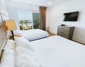 Surfer Beach Hotel