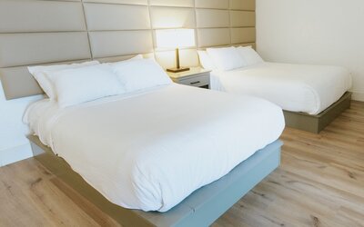 Surfer Beach Hotel