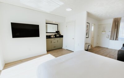 Surfer Beach Hotel