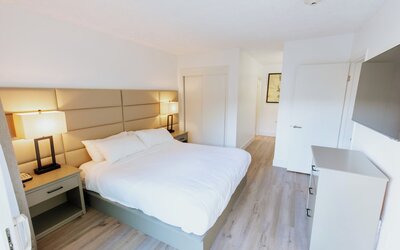 Surfer Beach Hotel