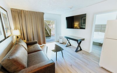 Surfer Beach Hotel