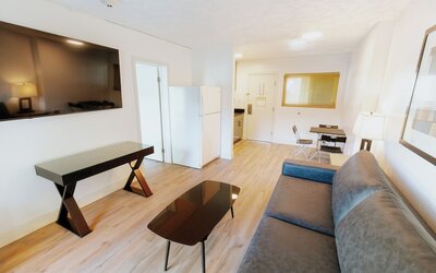 Surfer Beach Hotel