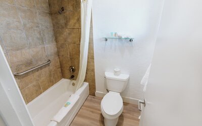 Surfer Beach Hotel