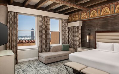 Courtyard by Marriott San Diego Downtown