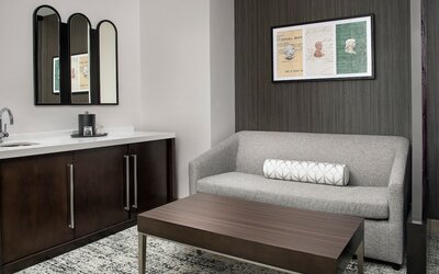 Courtyard by Marriott San Diego Downtown