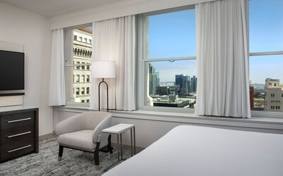 Courtyard by Marriott San Diego Downtown