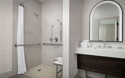 Courtyard by Marriott San Diego Downtown