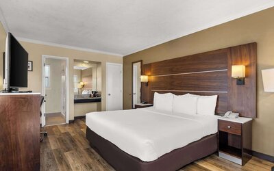 Comfort Inn San Diego Airport At The Harbor