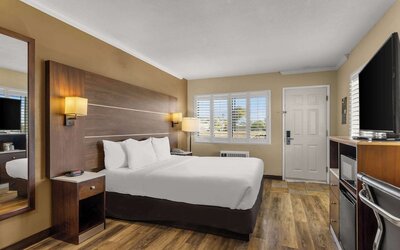 Comfort Inn San Diego Airport At The Harbor