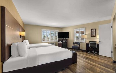 Comfort Inn San Diego Airport At The Harbor