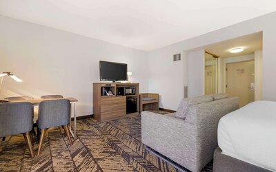 Best Western Plus Bayside Inn