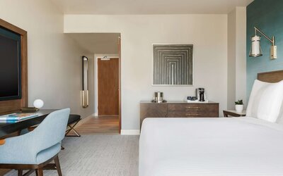 Carte Hotel San Diego Downtown, Curio Collection by Hilton