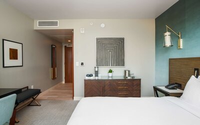 Carte Hotel San Diego Downtown, Curio Collection by Hilton