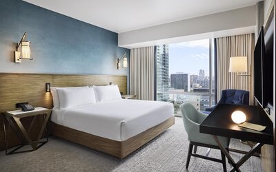 Carte Hotel San Diego Downtown, Curio Collection by Hilton