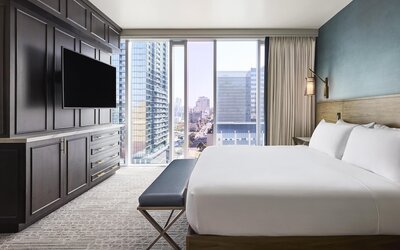 Carte Hotel San Diego Downtown, Curio Collection by Hilton