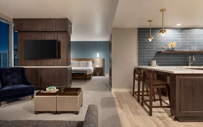 Carte Hotel San Diego Downtown, Curio Collection by Hilton