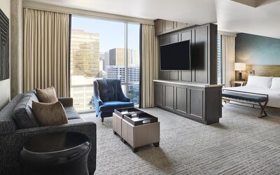 Carte Hotel San Diego Downtown, Curio Collection by Hilton