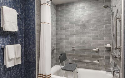 Carte Hotel San Diego Downtown, Curio Collection by Hilton