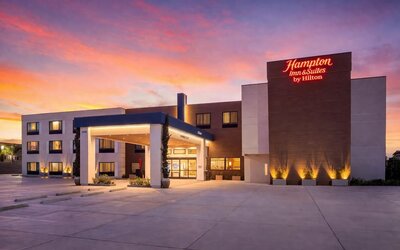 Hampton Inn & Suites by Hilton San Diego SeaWorld Near Old Town