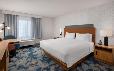 Hampton Inn & Suites by Hilton San Diego SeaWorld Near Old Town