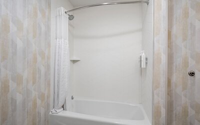 Hampton Inn & Suites by Hilton San Diego SeaWorld Near Old Town
