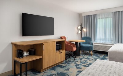 Hampton Inn & Suites by Hilton San Diego SeaWorld Near Old Town