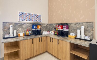 Hampton Inn & Suites by Hilton San Diego SeaWorld Near Old Town