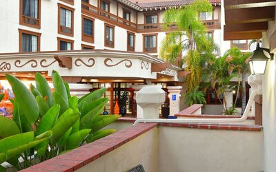 Courtyard by Marriott Old Town