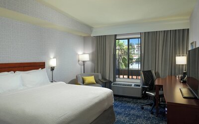 Courtyard by Marriott Old Town