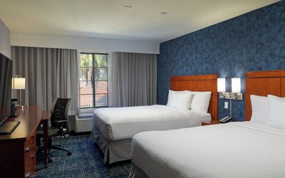 Courtyard by Marriott Old Town