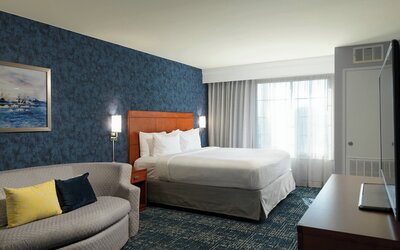 Courtyard by Marriott Old Town