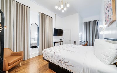 The Beau Hotel Gaslamp Quarter San Diego