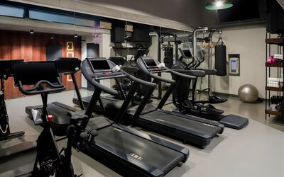 Moxy San Diego Downtown/Gaslamp Quarter