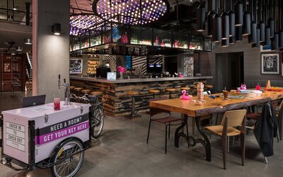 Moxy San Diego Downtown/Gaslamp Quarter