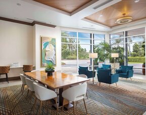 DoubleTree by Hilton San Diego Bayside