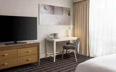 DoubleTree by Hilton San Diego Bayside