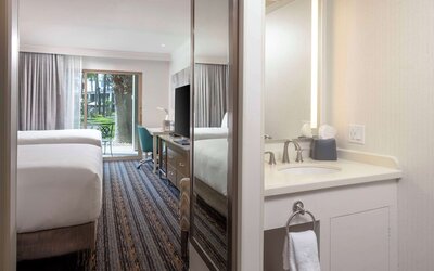 DoubleTree by Hilton San Diego Bayside
