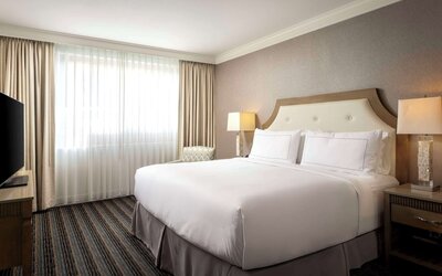 DoubleTree by Hilton San Diego Bayside