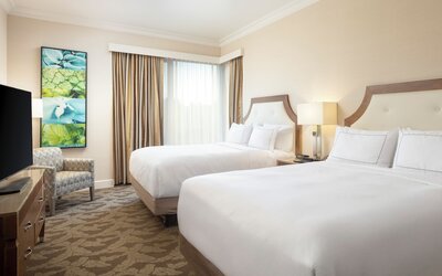 DoubleTree by Hilton San Diego Bayside