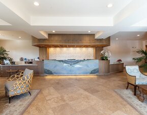 Pacific Terrace Hotel