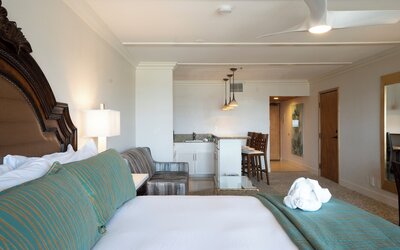Pacific Terrace Hotel