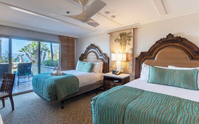 Pacific Terrace Hotel