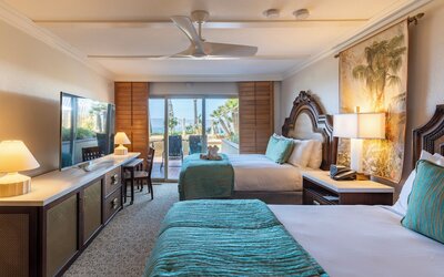 Pacific Terrace Hotel