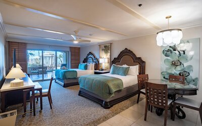 Pacific Terrace Hotel