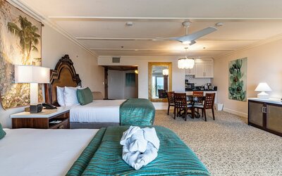 Pacific Terrace Hotel