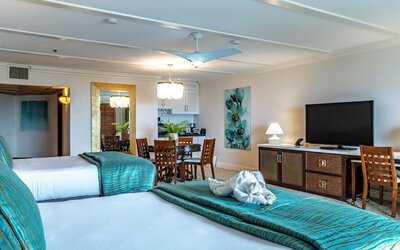 Pacific Terrace Hotel