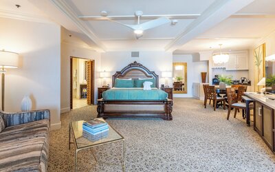 Pacific Terrace Hotel