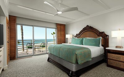 Pacific Terrace Hotel